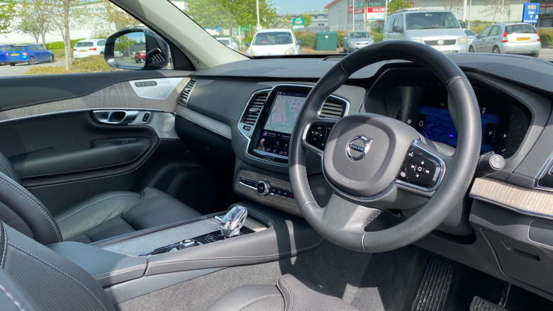 Volvo XC90 2.0 B5P Ultimate Dark 5dr AWD Geartronic Petrol Estate